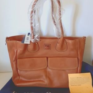 Dooney & Bourke Florentine Pocket Shopper in Natural